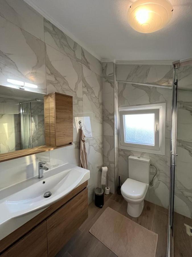 Blue Fish Luxury Villa Nikiti  Luaran gambar